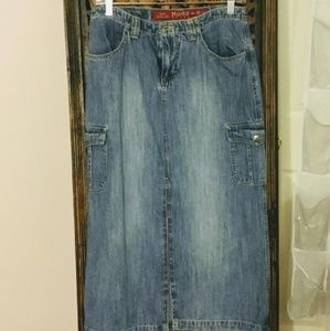 Mudd modest-length denim skirt